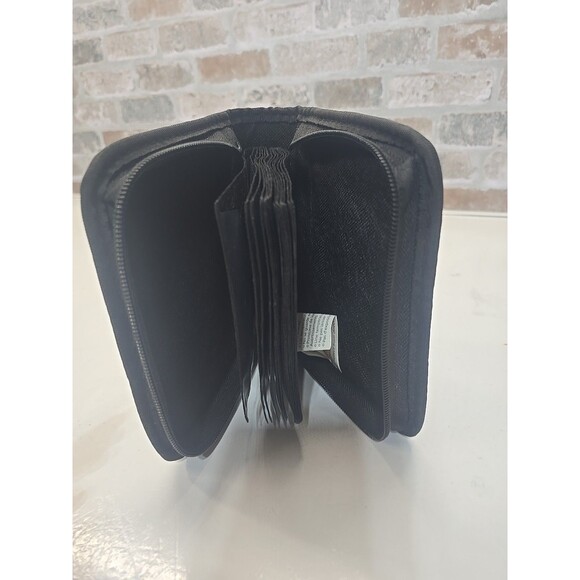 Case Logic 28 Capacity CD DVD Wallet – Black Travel Storage Binder – 14 Sleeves - Picture 4 of 12